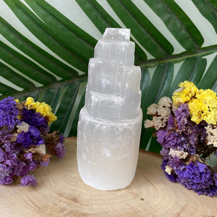 Selenite – Cristal de Limpeza e Equilíbrio (torre 10-11cm) - Image 2